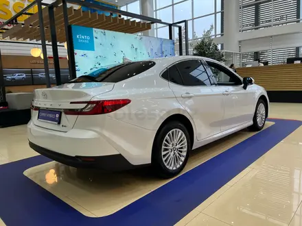 Toyota Camry Elegance 2025 года за 20 790 000 тг. в Караганда – фото 5