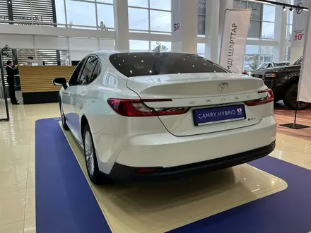 Toyota Camry Elegance 2025 года за 20 790 000 тг. в Караганда – фото 7