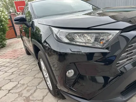 Toyota RAV4 2019 года за 12 500 000 тг. в Алматы – фото 2