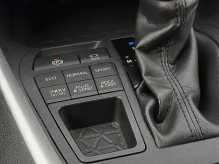 Toyota RAV4 2019 года за 12 500 000 тг. в Алматы – фото 31