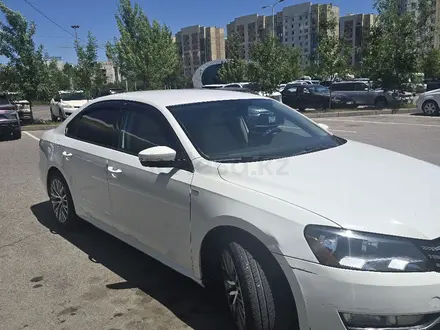 Volkswagen Passat 2013 года за 5 000 000 тг. в Алматы – фото 2