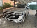 Toyota Land Cruiser 2024 года за 61 500 000 тг. в Атырау