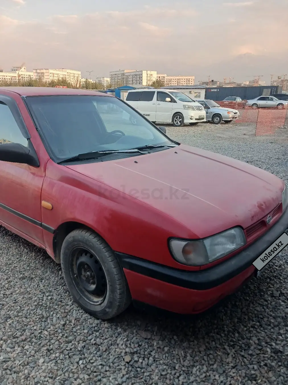 Nissan Sunny, 1994