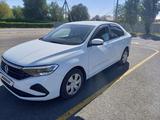 Volkswagen Polo 2021 года за 6 700 000 тг. в Уральск – фото 2
