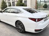 Lexus ES 250 2022 годаүшін22 500 000 тг. в Алматы – фото 4