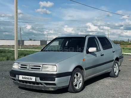 Volkswagen Vento 1994 года за 1 659 000 тг. в Караганда – фото 4