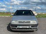 Volkswagen Vento 1994 года за 1 659 000 тг. в Караганда – фото 2