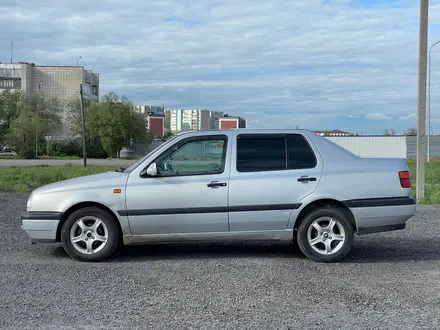 Volkswagen Vento 1994 года за 1 659 000 тг. в Караганда