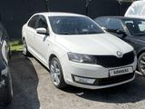 Skoda Rapid 2013 года за 3 100 000 тг. в Алматы – фото 2