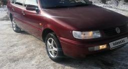 Volkswagen Passat 1994 года за 1 200 000 тг. в Уральск – фото 2