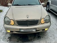 Mercedes-Benz C 240 2000 годаfor3 300 000 тг. в Караганда