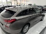 Hyundai i30 2022 годаfor8 200 000 тг. в Шымкент – фото 5