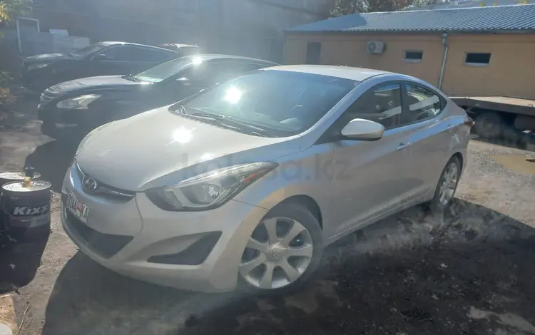 Hyundai Elantra 2015 годаүшін3 800 000 тг. в Уральск