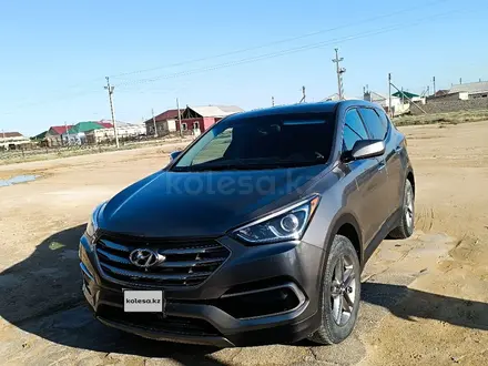 Hyundai Santa Fe 2017 года за 8 000 000 тг. в Актау