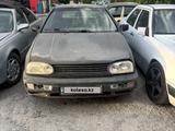 Volkswagen Golf 1995 года за 700 000 тг. в Шымкент