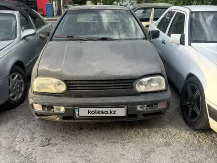Volkswagen Golf 1995 года за 700 000 тг. в Шымкент