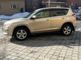 Toyota RAV4 2011 года за 7 500 000 тг. в Семей – фото 4