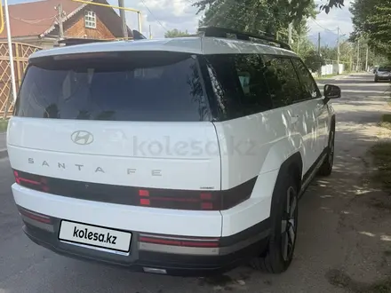 Hyundai Santa Fe 2024 года за 17 200 000 тг. в Алматы – фото 5