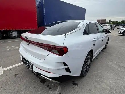 Kia K5 2021 года за 9 300 000 тг. в Алматы – фото 3