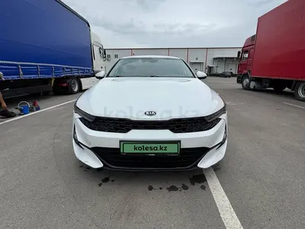 Kia K5 2021 года за 9 300 000 тг. в Алматы – фото 7