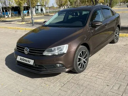 Volkswagen Jetta 2015 года за 7 000 000 тг. в Актобе – фото 11