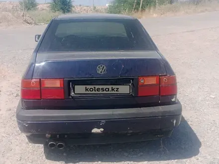 Volkswagen Vento 1992 года за 450 000 тг. в Шымкент – фото 3