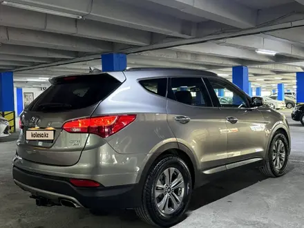 Hyundai Santa Fe 2015 года за 10 000 000 тг. в Шымкент – фото 14