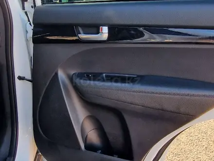 Kia Sorento 2013 года за 7 800 000 тг. в Астана – фото 12
