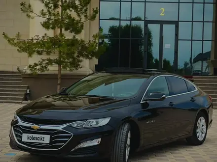 Chevrolet Malibu 2020 года за 10 600 000 тг. в Алматы – фото 12