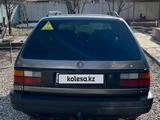 Volkswagen Passat 1989 года за 1 600 000 тг. в Алматы – фото 5