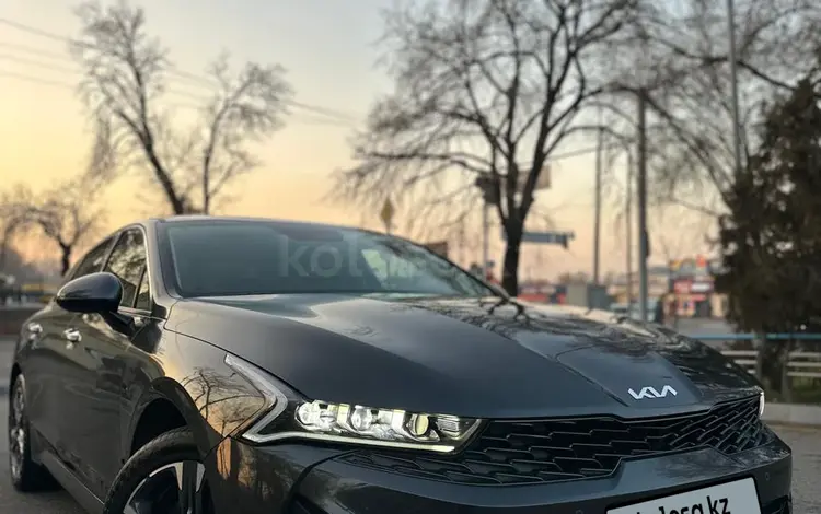 Kia K5 2023 года за 12 200 000 тг. в Алматы