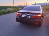 Toyota Camry 2014 годаүшін10 000 000 тг. в Риддер – фото 2
