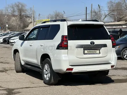 Toyota Land Cruiser Prado 2018 года за 21 480 000 тг. в Актобе – фото 3