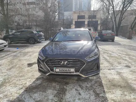 Hyundai Sonata 2017 года за 9 700 000 тг. в Алматы