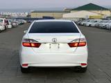 Toyota Camry 2015 года за 9 900 000 тг. в Атырау – фото 5