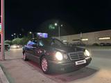 Mercedes-Benz E 240 1998 года за 3 100 000 тг. в Кокшетау