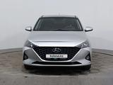 Hyundai Accent 2021 года за 6 830 000 тг. в Астана – фото 2