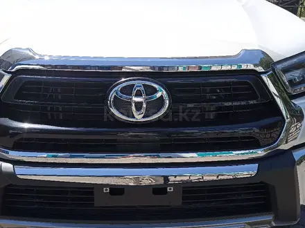 Toyota Hilux 2022 года за 21 000 000 тг. в Алматы – фото 11