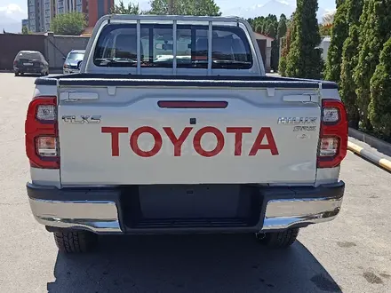 Toyota Hilux 2022 года за 21 000 000 тг. в Алматы – фото 17