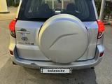 Toyota RAV4 2006 годаfor6 500 000 тг. в Алматы