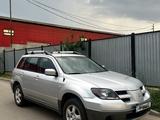 Mitsubishi Outlander 2003 года за 4 200 000 тг. в Алматы – фото 2