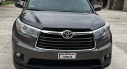 Toyota Highlander 2015 года за 12 000 000 тг. в Атырау – фото 3