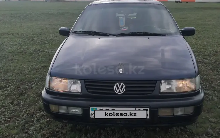 Volkswagen Passat 1994 годаүшін1 400 000 тг. в Кокшетау