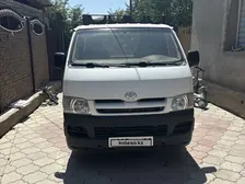 Toyota HiAce, 2006
