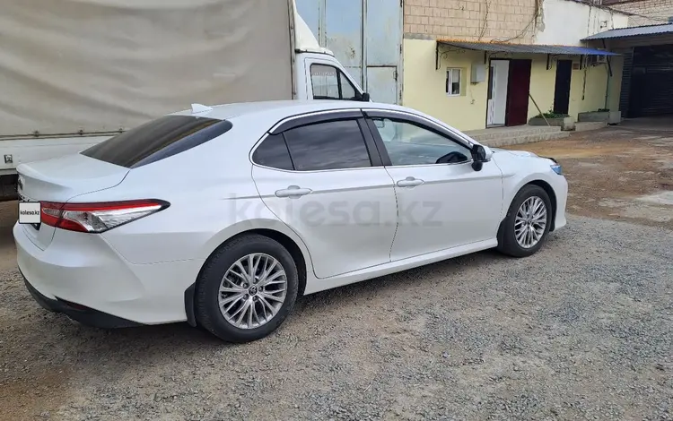 Toyota Camry 2018 года за 12 500 000 тг. в Актау