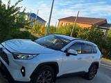 Toyota RAV4 2023 годаүшін20 300 000 тг. в Атырау – фото 5