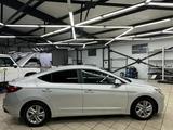 Hyundai Elantra 2019 года за 5 100 000 тг. в Уральск – фото 3