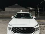 Hyundai Santa Fe 2022 года за 13 500 000 тг. в Шымкент