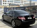 Toyota Camry 2011 года за 4 000 000 тг. в Атырау – фото 4