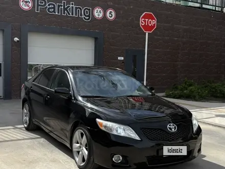 Toyota Camry 2011 года за 4 000 000 тг. в Атырау – фото 7
